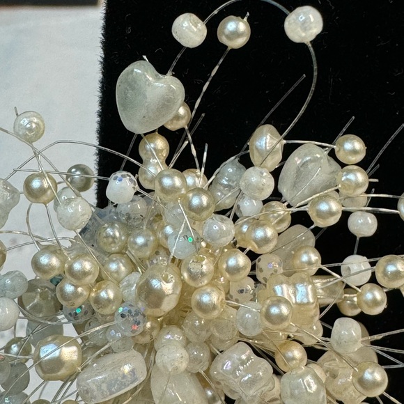 Clip on Earrings starburst fancy holiday earrings heart & round pearl shaped - Picture 5 of 5